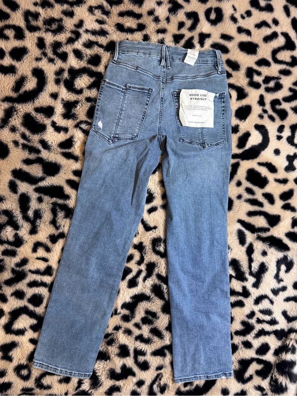 GOOD AMERICAN Good Legs Straight Denim Jeans